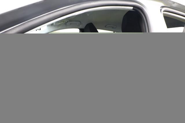 Peugeot 208 Style SHZ LED PDC Temp CarP/AndroidA Klima 