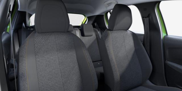 208 Style LED PDC Temp CarPlay/AndroidAuto Klima 