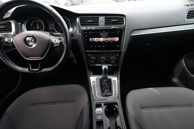 Volkswagen Golf GTE VII e-Golf LED Nav PDC ACC SHZ AppCo LM16Z 