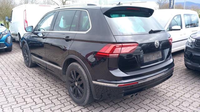 Volkswagen Tiguan Highline 2.0 TDI 150 LED PDC ACC SHZ 19Z 