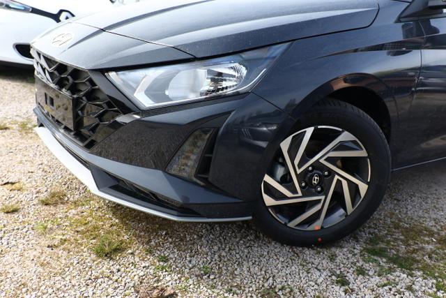 Hyundai i20 Select Navi DigCo 16Z CarPlay Kam PDC Temp 