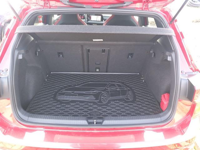 Volkswagen Golf GTI VIII 2.0 TSI 245 DSG LED Nav H&K Kam 