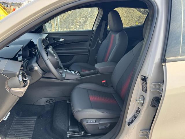 Alfa Romeo Junior Speciale Ibrida Nav LED LM18 elektr.Heckkl ACC SHZ 