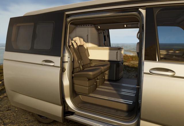 Volkswagen T7 California Ocean 18"LM TopP AHK ParkP Markise 