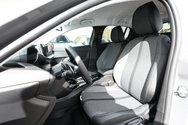 Peugeot 208 Allure Hybrid Nav 360&deg; 2xPDC CarP LED PrivG 