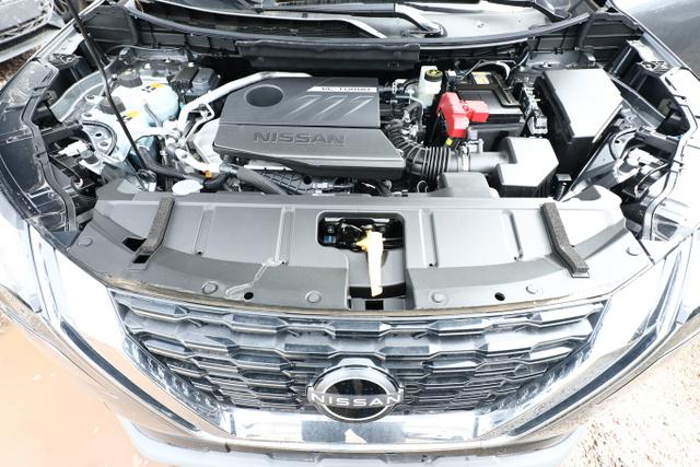 Nissan X-Trail Acenta AT 4xSHZ LED Kam ACC CarPlay Keyl 