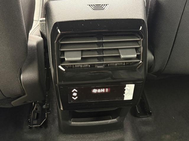 Peugeot 5008 Allure Hybrid Nav AHK 360&deg; ACC 21"-HD 7-S 