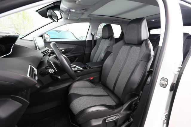 Peugeot 3008 Allure 1.2 PureTech 130 Aut. Pano LED Nav 