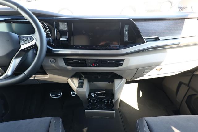 T7 Multivan PHEV 245 4M Style L2 Matrix Nav 91km 