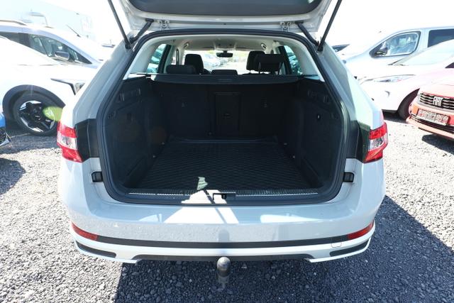 Skoda Superb Combi Scout 2.0 TSI 280 DSG 4x4 Nav AHK 