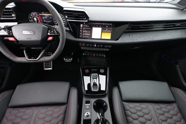 Audi RS3 RS 3 TFSI Sportback Pano Leder Matrix Nav 19Z 