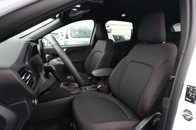 Ford Kuga ST-Line HUD Matrix WinterP Kam AHKVorb 18Z 