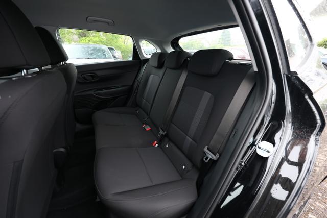 Hyundai i20 Select DCT Nav DigCo 16 CarPlay Kam PDC Temp 