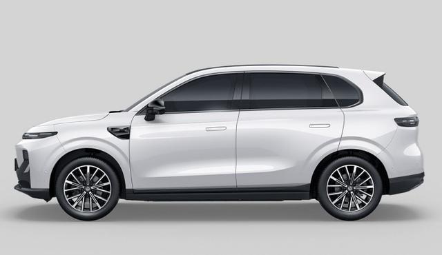 Leapmotor B10 Design BEV 67,1kWh ProMax Pano 360&deg; Nav ACC 