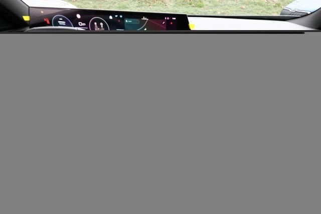 Peugeot 5008 GT Hybrid Pano KomfortP AHK 360&deg; TotW ACC 