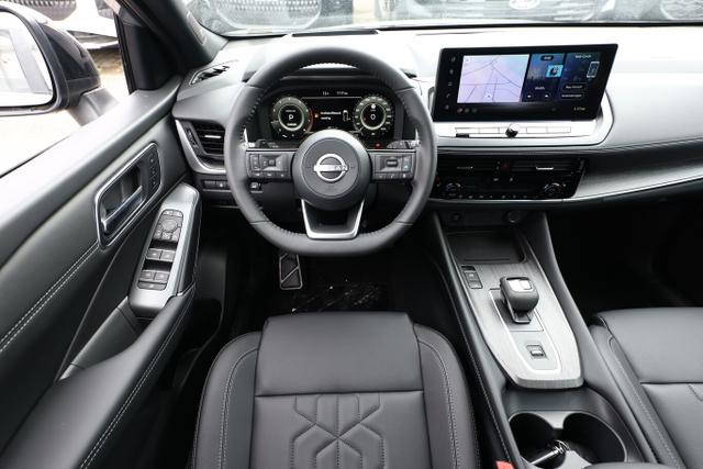 Nissan Qashqai Tekna AT Pano Bose HUD eHk SHZ ACC 19"LM 