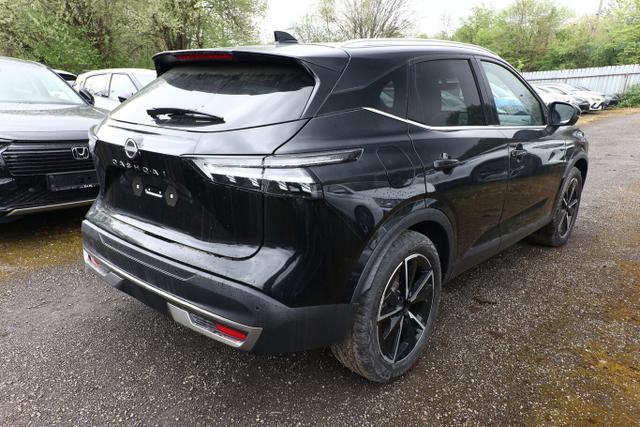 Nissan Qashqai Tekna AWD Pano HUD eHk SHZ ACC Keyl LM19 