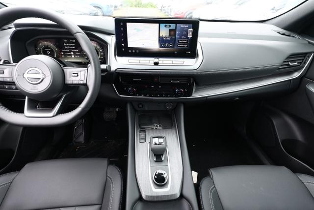 Nissan Qashqai Tekna AWD Pano BOSE HUD eHk SHZ ACC Keyl 