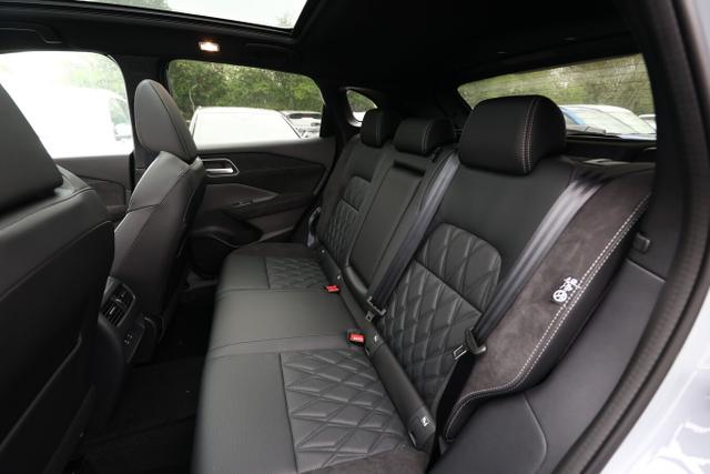 Nissan Qashqai Tekna+ AT Pano Bose LM20 Massage HUD EHK 