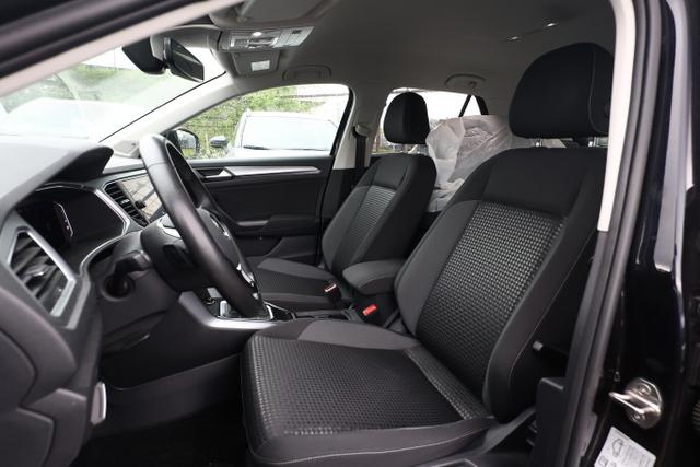 Volkswagen T-Roc ACTIVE 2.0 TDI 150 DSG LED Nav ACC PDC eHk 