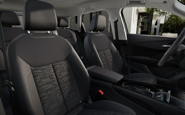 Audi Q3 Intense neuesMod Tech LED+ KlimaP MMI+ Keyl ACC PrivG 