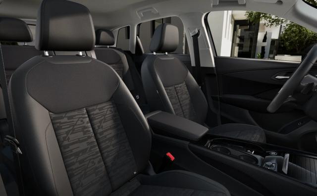 Audi Q3 Intense neuesMod Tech LED+ KlimaP MMI+ Keyl PrivG 18Z 