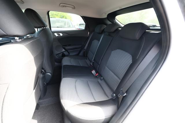 XCeed MT Bi-LED SHZ PrivG Nav Kam PDC Carplay 