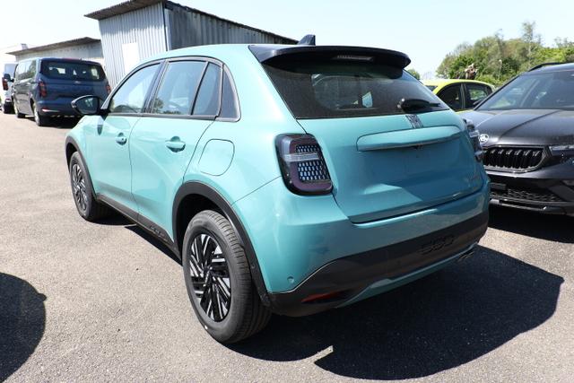 Fiat 600 Hybrid LED Nav ACC Kam Keyl Klimaauto 2xPDC 