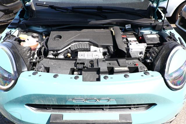 Fiat 600 Hybrid LED Nav ACC Kam Keyl Klimaauto 2xPDC 