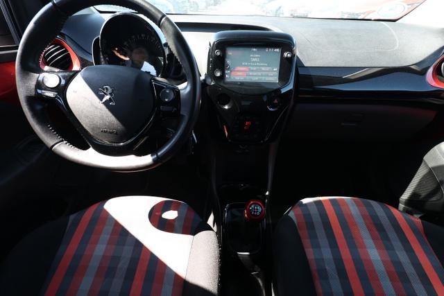 Peugeot 108 TOP! Collection 1.0 VTi 72 SHZ Klimaaut. 15Z 