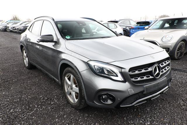 Mercedes-Benz GLA - Urban 200 d DCT AHK Nav LED BusinessP