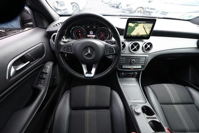 Mercedes-Benz GLA Urban 200 d DCT AHK Nav LED BusinessP 
