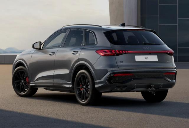 Audi Q5 S line 2xS neuModell Tech+ Pano AHK HUD BlackP 