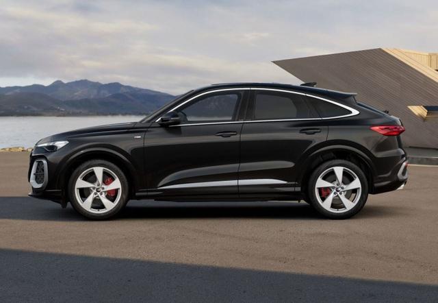 Audi Q5 Sportback S line 2xS neuModell Tech Leder AHK 