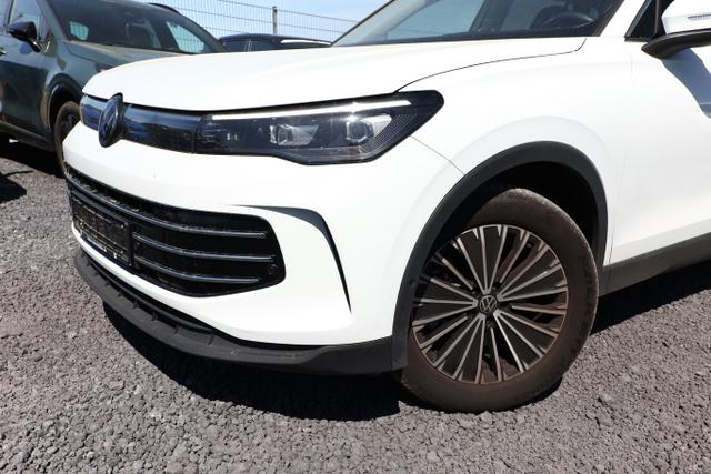 Volkswagen Tiguan Elegance 2.0 TDI 150 DSG LED Nav ACC AHK 