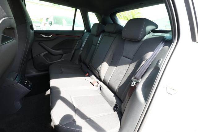 Skoda Kamiq Selection DSG Dynamic Pano ACC SideA Kam Kessy SHZ 