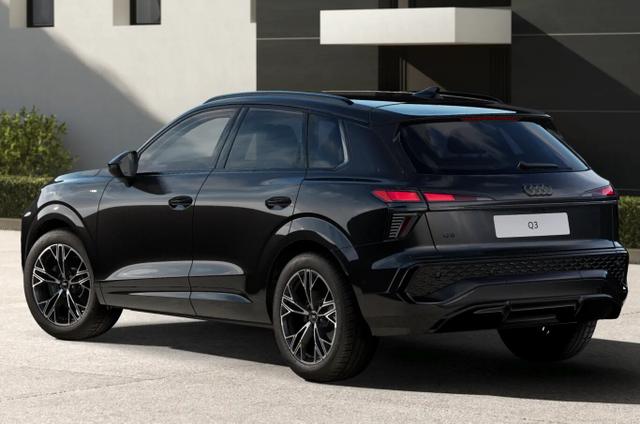 Audi Q3 2xS line Tech KlimaP Ext.P. Black PrivG 19Z 