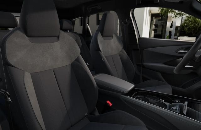 Audi Q3 2xS line Tech KlimaP Ext.P. Black PrivG 19Z 