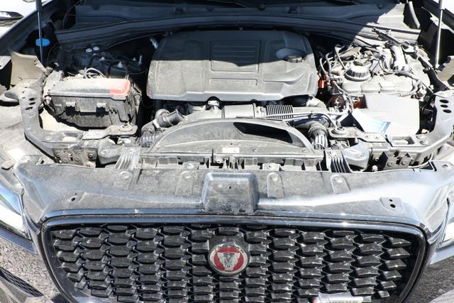 Jaguar F-Pace R-DYNAMIC S P250 AWD LED Nav KeyL Temp 