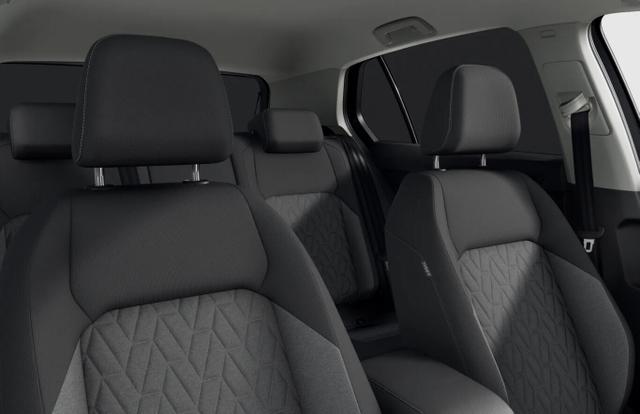 Golf LIFE 8 eTSI Nav LED+ ParkAs+ SHZ PrivG 17Z AHK 
