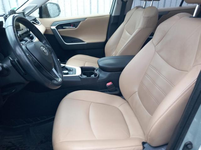 Toyota RAV4 Comfort 2.5 Hybrid 218 Aut. Leder LED Nav 