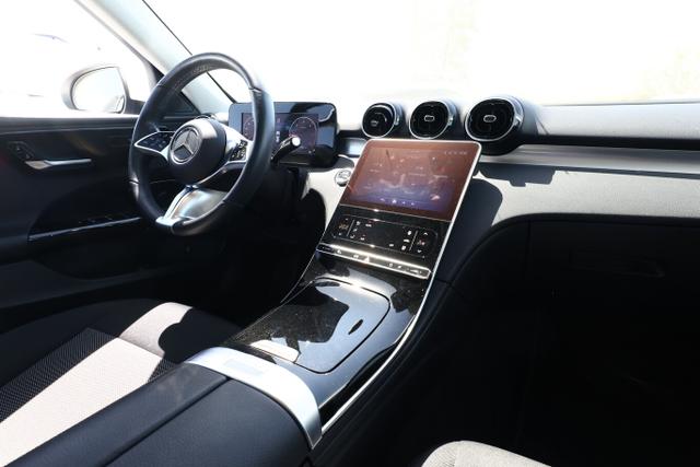 Mercedes-Benz C-Klasse AVANTGARDE C 200 d T Aut. AHK Kam ParkAs Distr. 