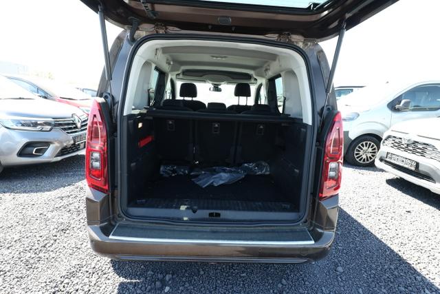 Opel Combo Life INNOVATION 1.5 D 130 Aut. Nav ParkAs 