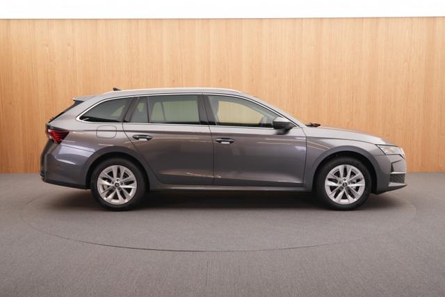 Skoda Octavia Combi Selection DSG Selec Matrix HUD ParkLenk Nav 
