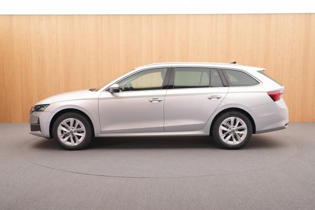 Skoda Octavia Combi Selection DSG Selec Matrix HUD ParkLenk Nav 