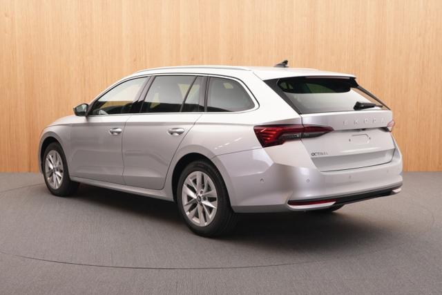 Skoda Octavia Combi Selection DSG Selec Matrix HUD ParkLenk Nav 