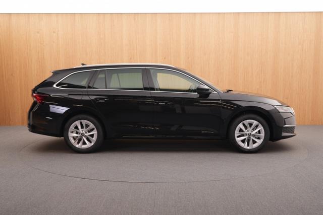 Skoda Octavia Combi Selection DSG Selec Matrix HUD ParkLenk Nav 