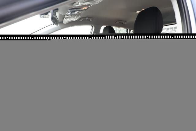 Hyundai i20 Select Navi DigCo 16Z CarPlay Kam PDC Temp 
