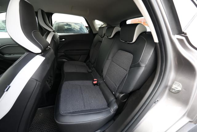 Renault Captur Techno II 1.3 TCe 140 MHEV LED Nav PDC 