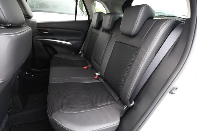 Suzuki S-Cross Comfort+ 1.4 MHEV Aut. Pano 360&deg; Leder 